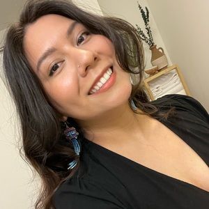 Meet your Posher, Ivette